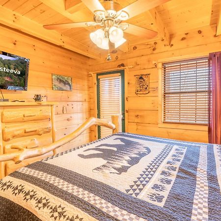 Moonshine Ridge Cabin With Hot Tub And Fire Pit Pigeon Forge Kültér fotó