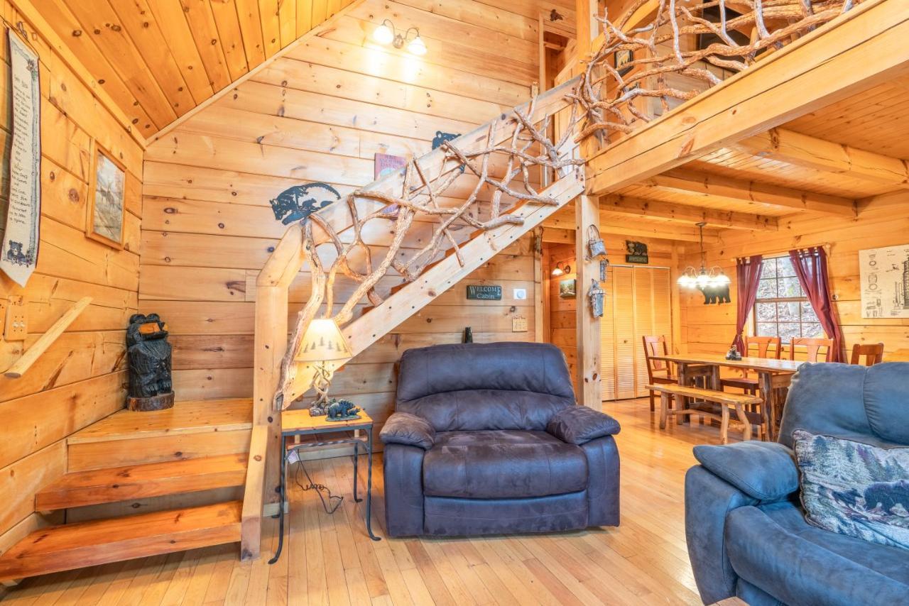 Moonshine Ridge Cabin With Hot Tub And Fire Pit Pigeon Forge Kültér fotó