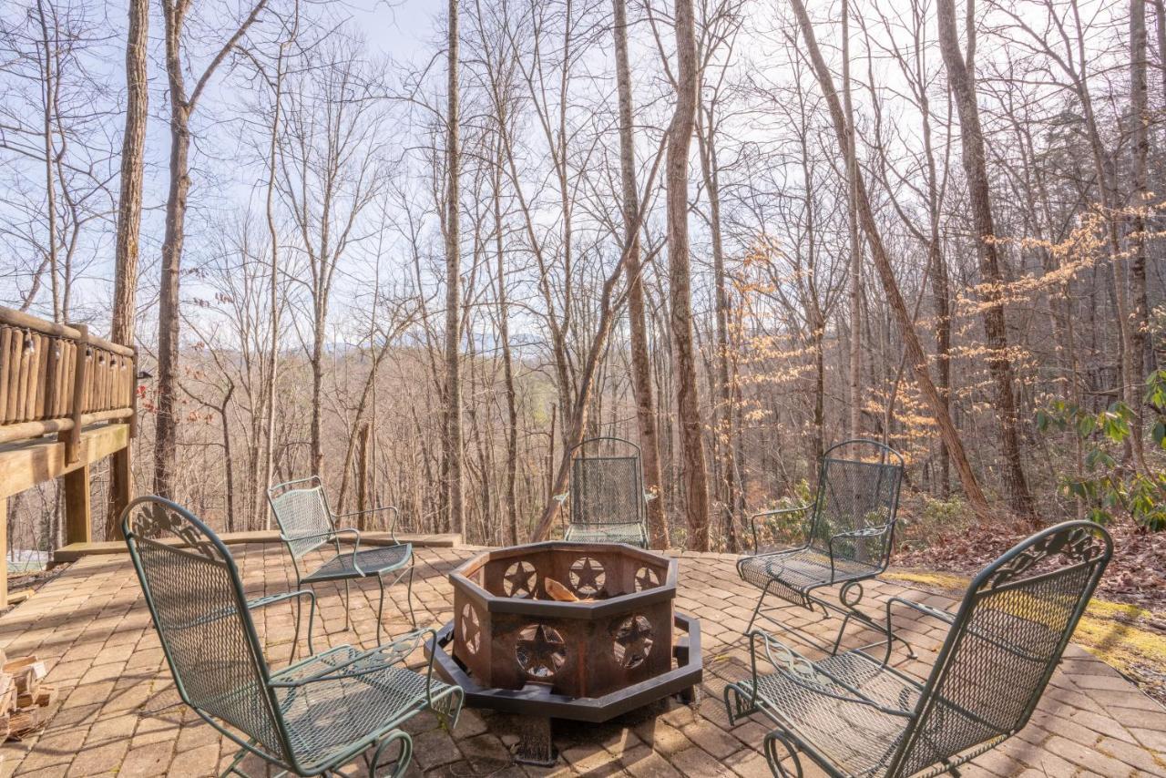 Moonshine Ridge Cabin With Hot Tub And Fire Pit Pigeon Forge Kültér fotó