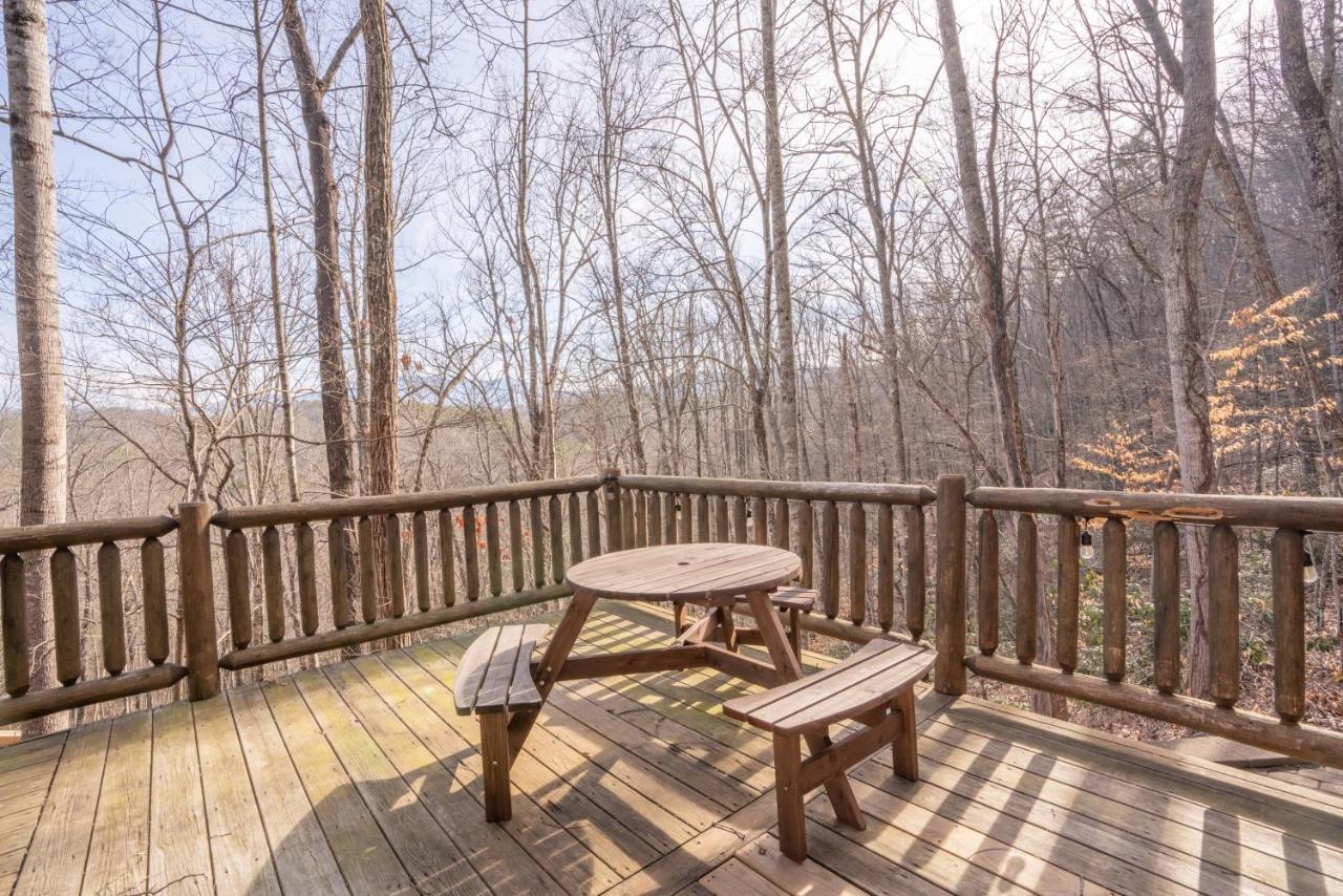 Moonshine Ridge Cabin With Hot Tub And Fire Pit Pigeon Forge Kültér fotó