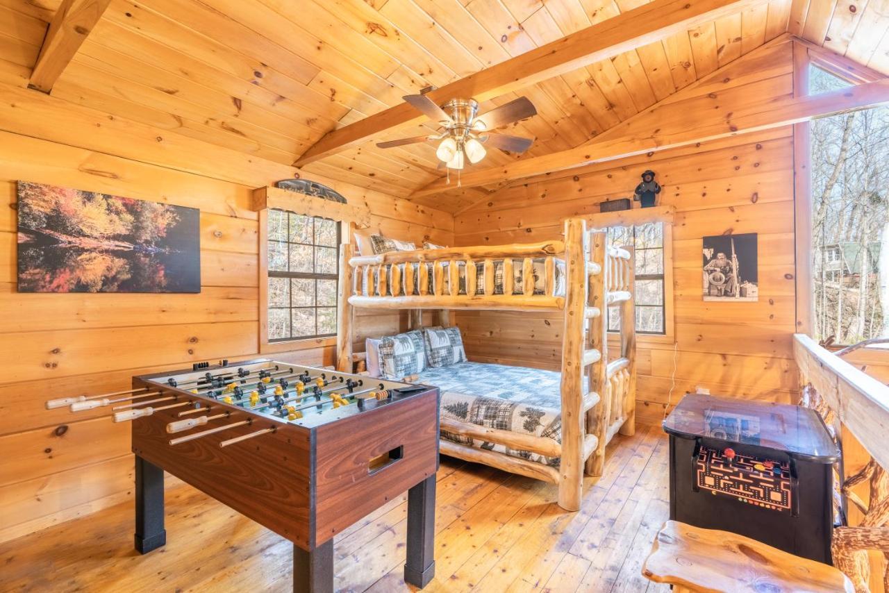 Moonshine Ridge Cabin With Hot Tub And Fire Pit Pigeon Forge Kültér fotó