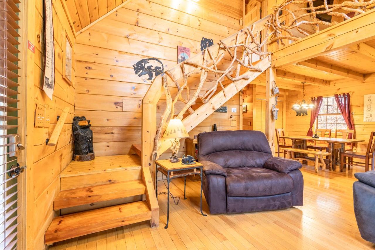 Moonshine Ridge Cabin With Hot Tub And Fire Pit Pigeon Forge Kültér fotó