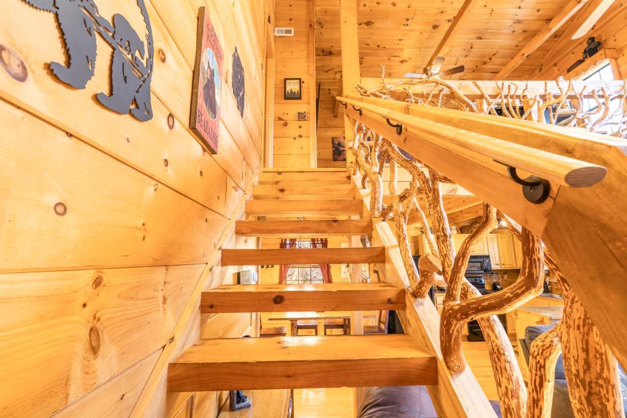 Moonshine Ridge Cabin With Hot Tub And Fire Pit Pigeon Forge Kültér fotó